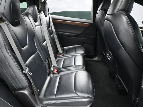Used 2020 Tesla Model X Long Range image 31