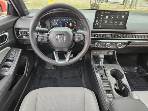Used 2025 Honda Civic Sport image 11