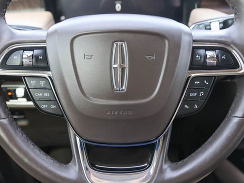 Used 2021 Lincoln Nautilus Reserve image 26