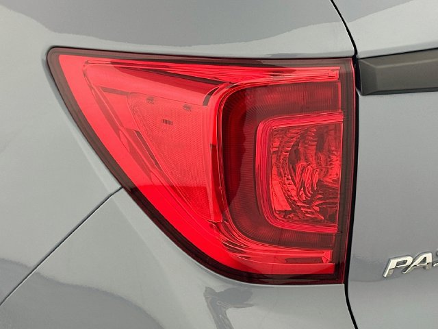 Used 2023 Honda Passport EX-L image 25