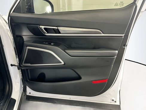 Used 2024 Kia Telluride S w/ S Sunroof Package image 34