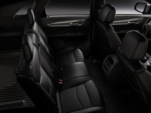 New 2026 Cadillac XT5 Luxury image 35