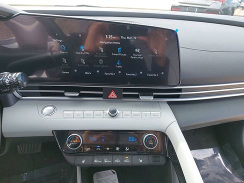 New 2026 Hyundai Elantra Limited FWD image 24