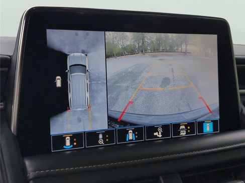 Used 2021 GMC Yukon SLT w/ SLT Luxury Plus Package image 20