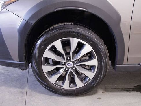 Used 2024 Subaru Outback Limited image 12