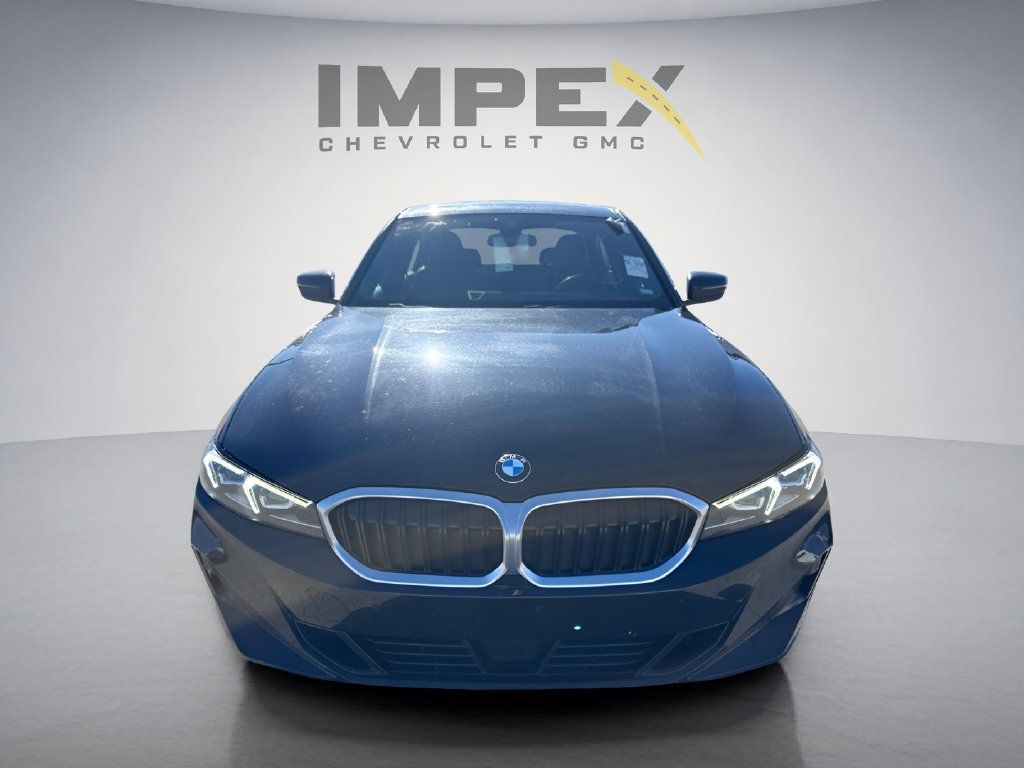 Used 2025 BMW 330i Sedan RWD image 8