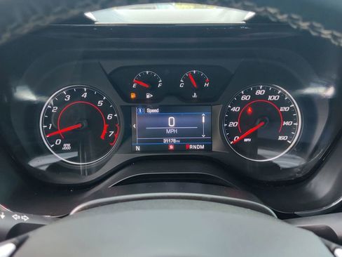 Used 2022 Chevrolet Camaro LT w/ Technology Package image 31