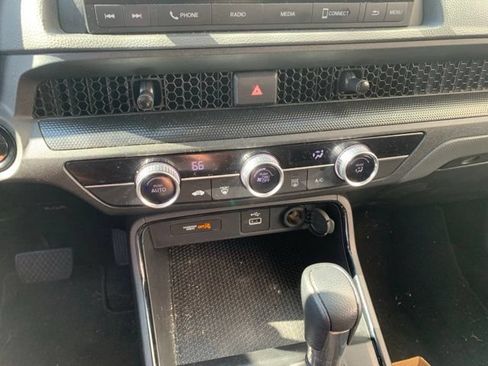 Used 2025 Honda CR-V LX image 10