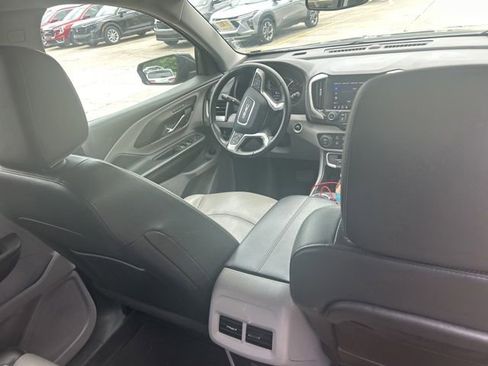 Used 2024 GMC Terrain SLT FWD image 18