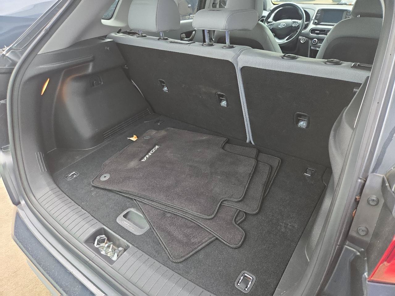 Used 2018 Hyundai Kona Limited FWD image 8
