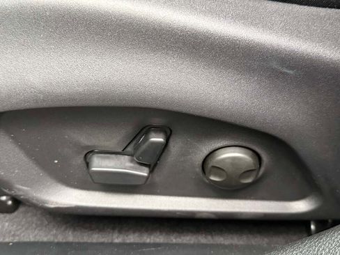 New 2026 Jeep Compass Limited image 26