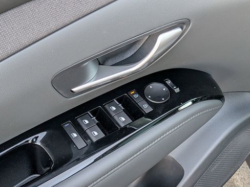 New 2026 Hyundai Tucson Limited w/ Tow & Go Package image 16