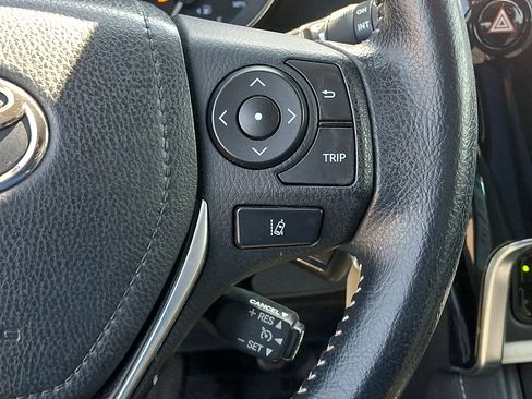 Used 2018 Toyota Corolla iM w/ All-Weather Mat Package FWD image 24