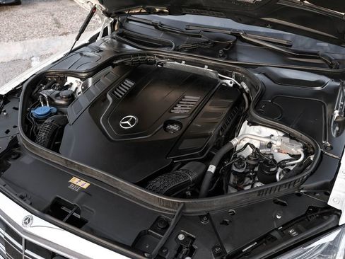 Used 2019 Mercedes-Benz S 560 4MATIC Sedan image 61