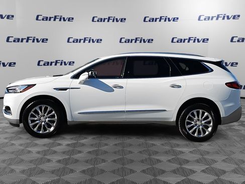 Used 2021 Buick Enclave Premium w/ Sun and Sites Package image 2