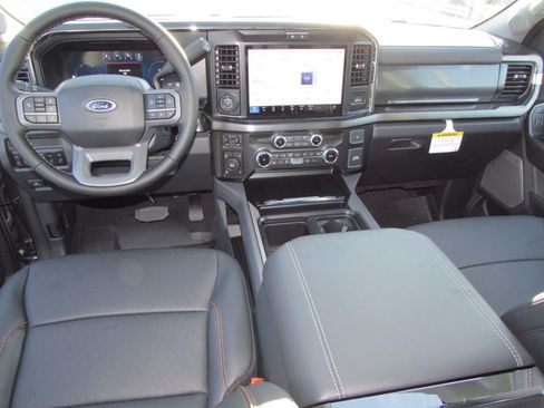 New 2026 Ford F350 Lariat w/ Black Appearance Package AWD/4WD image 30