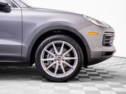 Used 2021 Porsche Cayenne E-Hybrid AWD/4WD image 36