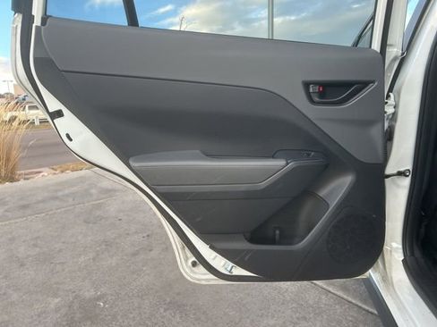 Used 2024 Subaru Crosstrek 2.0i Premium image 22