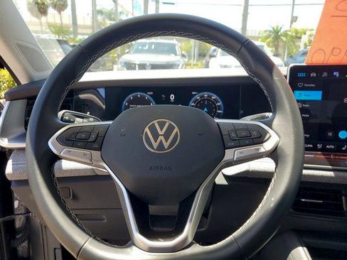 Used 2025 Volkswagen Tiguan S FWD image 27