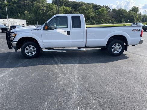 Used 2016 Ford F250 XLT w/ XLT Value Package AWD/4WD image 6