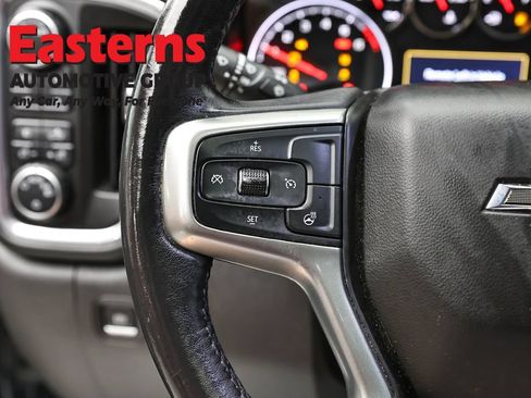 Used 2021 Chevrolet Silverado 1500 RST AWD/4WD image 9