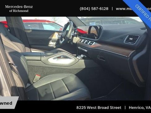 Used 2025 Mercedes-Benz GLS 450 4MATIC image 6