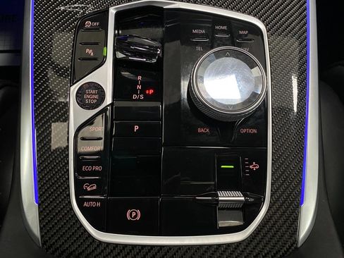 Certified 2023 BMW X7 M60i w/ Executive Package image 31