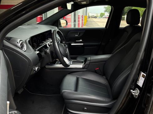 Used 2025 Mercedes-Benz GLA 250 image 10