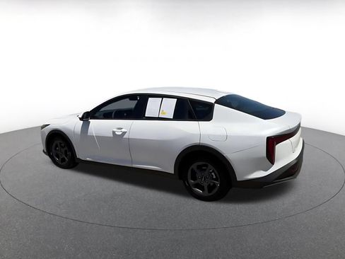 Used 2026 Kia K4 FWD image 11