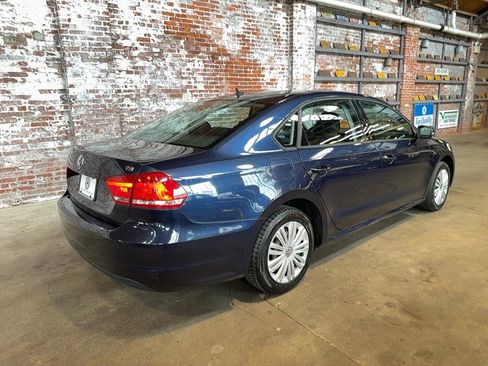 Used 2015 Volkswagen Passat 1.8T S image 3