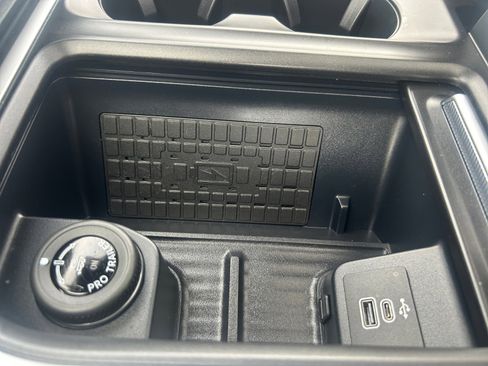 New 2025 Ford Expedition Tremor image 19