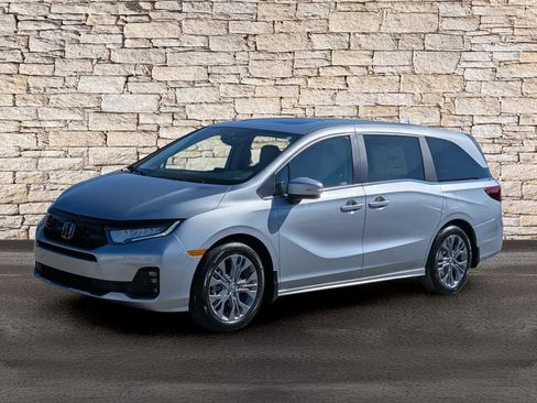 New 2026 Honda Odyssey Touring image 8