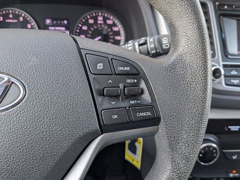 Used 2018 Hyundai Tucson SE AWD/4WD image 18