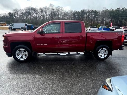 Used 2018 Chevrolet Silverado 1500 LT w/ All Star Edition image 27