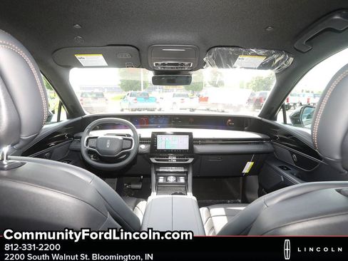 New 2025 Lincoln Nautilus Premier w/ Jet Appearance Package image 21