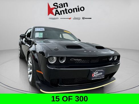 Used 2023 Dodge Challenger SRT Hellcat Redeye RWD image 2