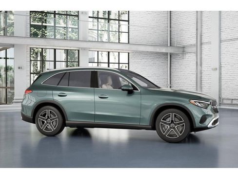 New 2026 Mercedes-Benz GLC 300 image 14