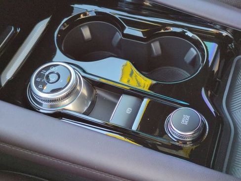 Used 2025 Ford Explorer Platinum w/ Ultimate Package AWD/4WD image 26