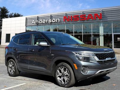 Used 2022 Kia Seltos EX