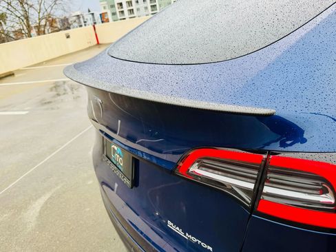 Used 2023 Tesla Model Y Performance AWD/4WD image 20
