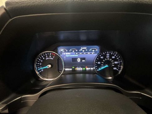 Used 2020 Ford Expedition XLT w/ Equipment Group 202A AWD/4WD image 10