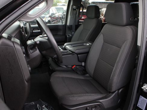 Used 2025 Chevrolet Silverado 2500 Custom w/ Custom Convenience Package AWD/4WD image 16
