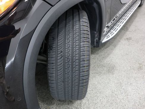 Certified 2023 Mercedes-Benz EQS 450+ 4MATIC SUV image 4
