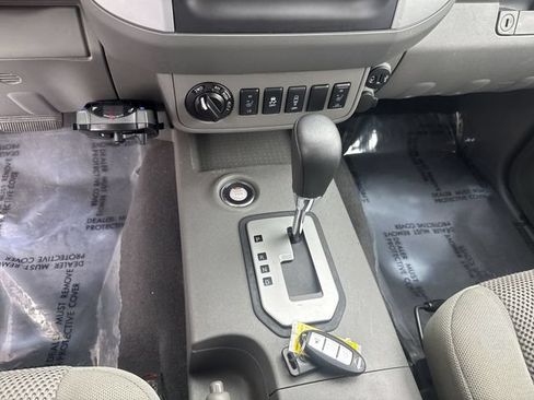 Used 2020 Nissan Frontier SV AWD/4WD image 24