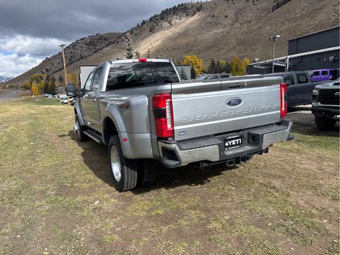 Used 2024 Ford F450 Lariat w/ Camper Package image 8