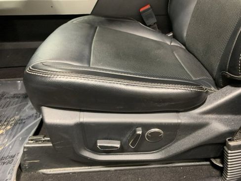 Used 2019 Ford F250 Lariat w/ Lariat Ultimate Package image 10