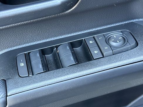 New 2026 Toyota 4Runner SR5 RWD image 13