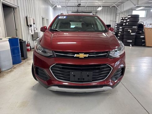 Used 2019 Chevrolet Trax LT w/ LT Convenience Package AWD/4WD image 26