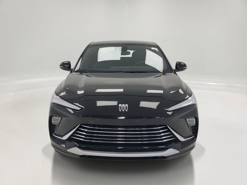 Used 2025 Buick Envista Preferred image 2