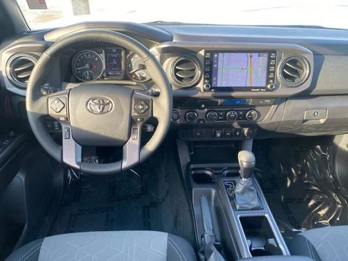 Certified 2023 Toyota Tacoma TRD Off-Road AWD/4WD image 14